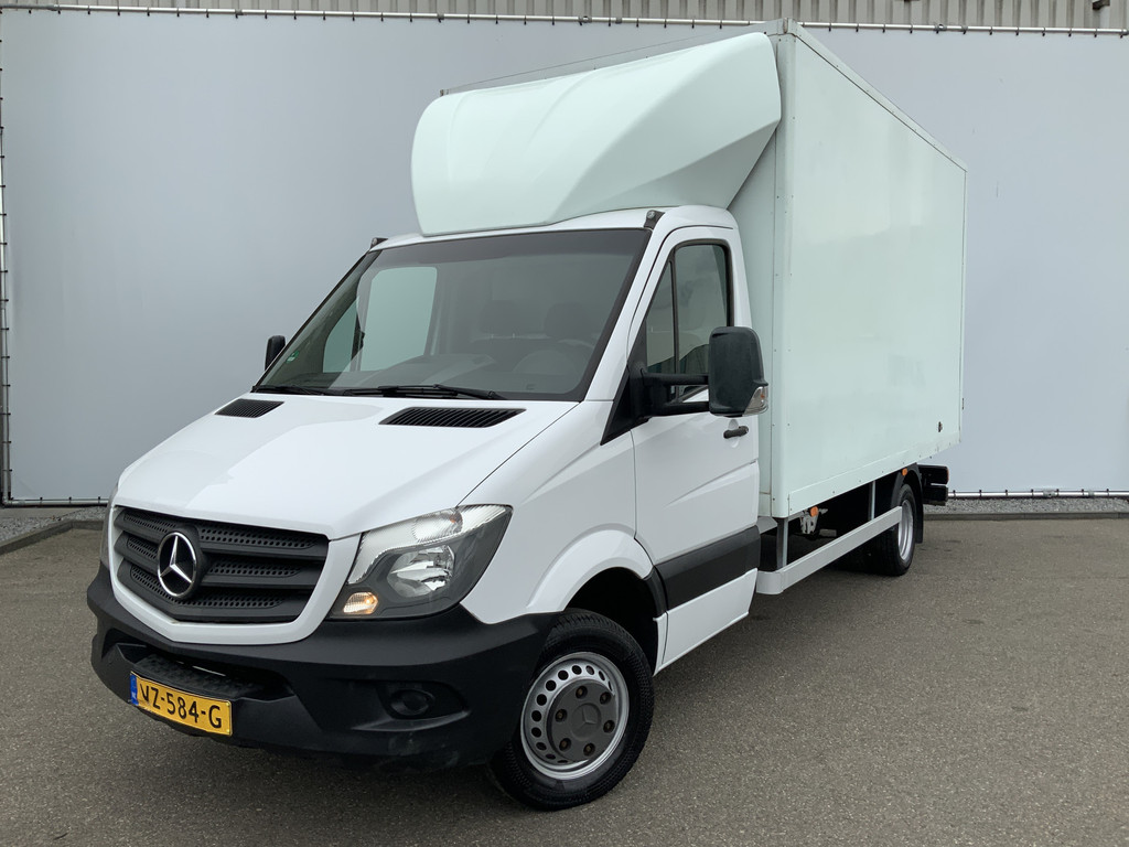 44399123-0.jpg