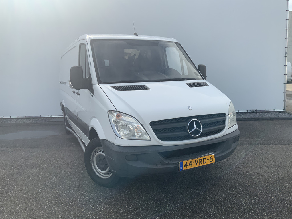 46244281-13.jpg