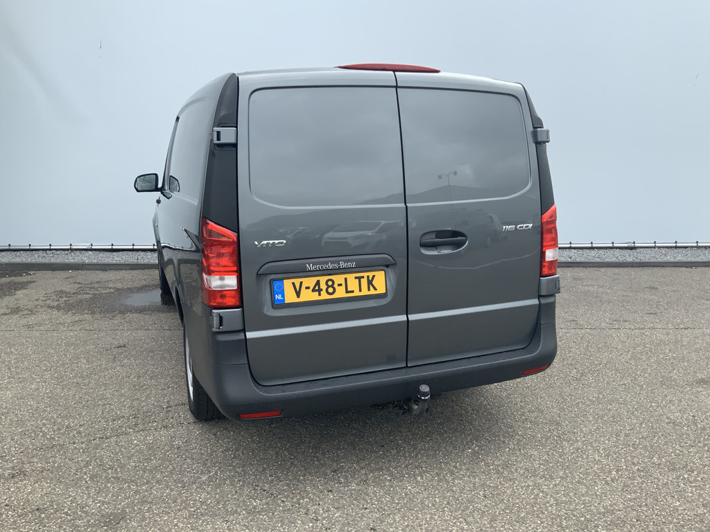 46244320-1.jpg
