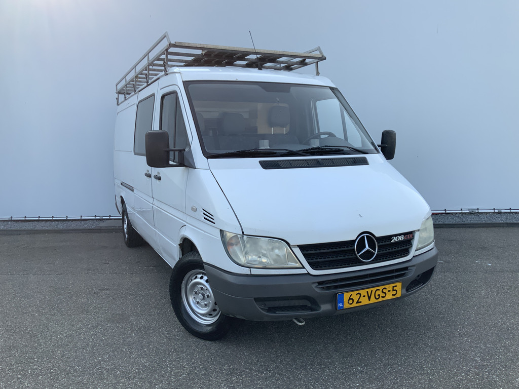 46846348-10.jpg