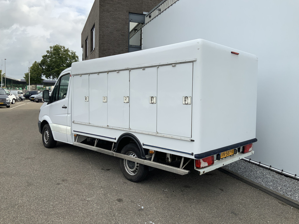 46892478-6.jpg