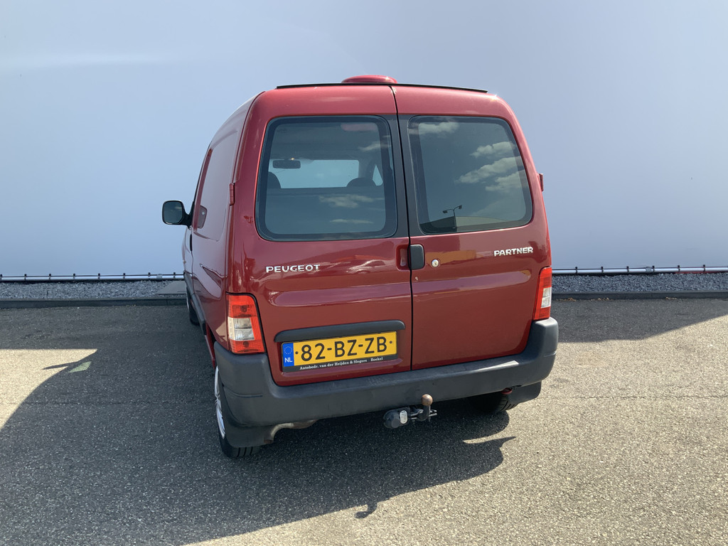 47092747-1.jpg