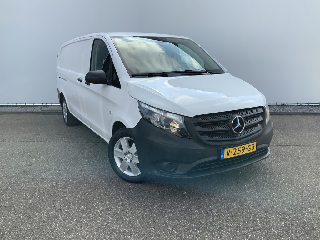 47301824-23.jpg