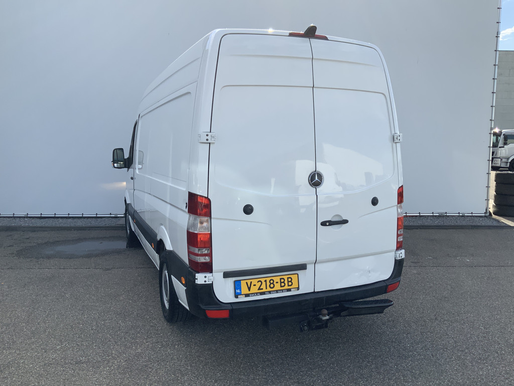 47570325-1.jpg