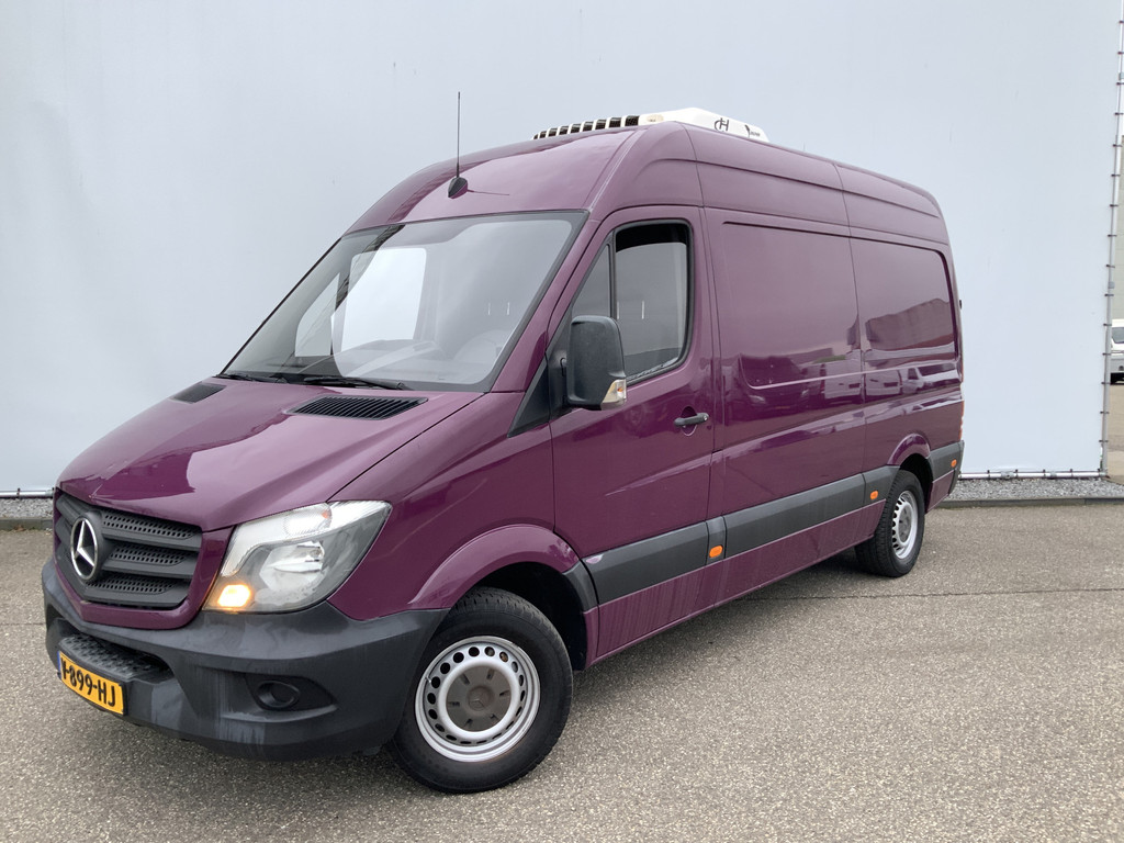 51671798