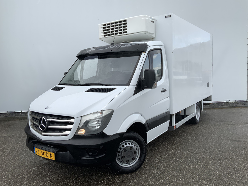 53573433